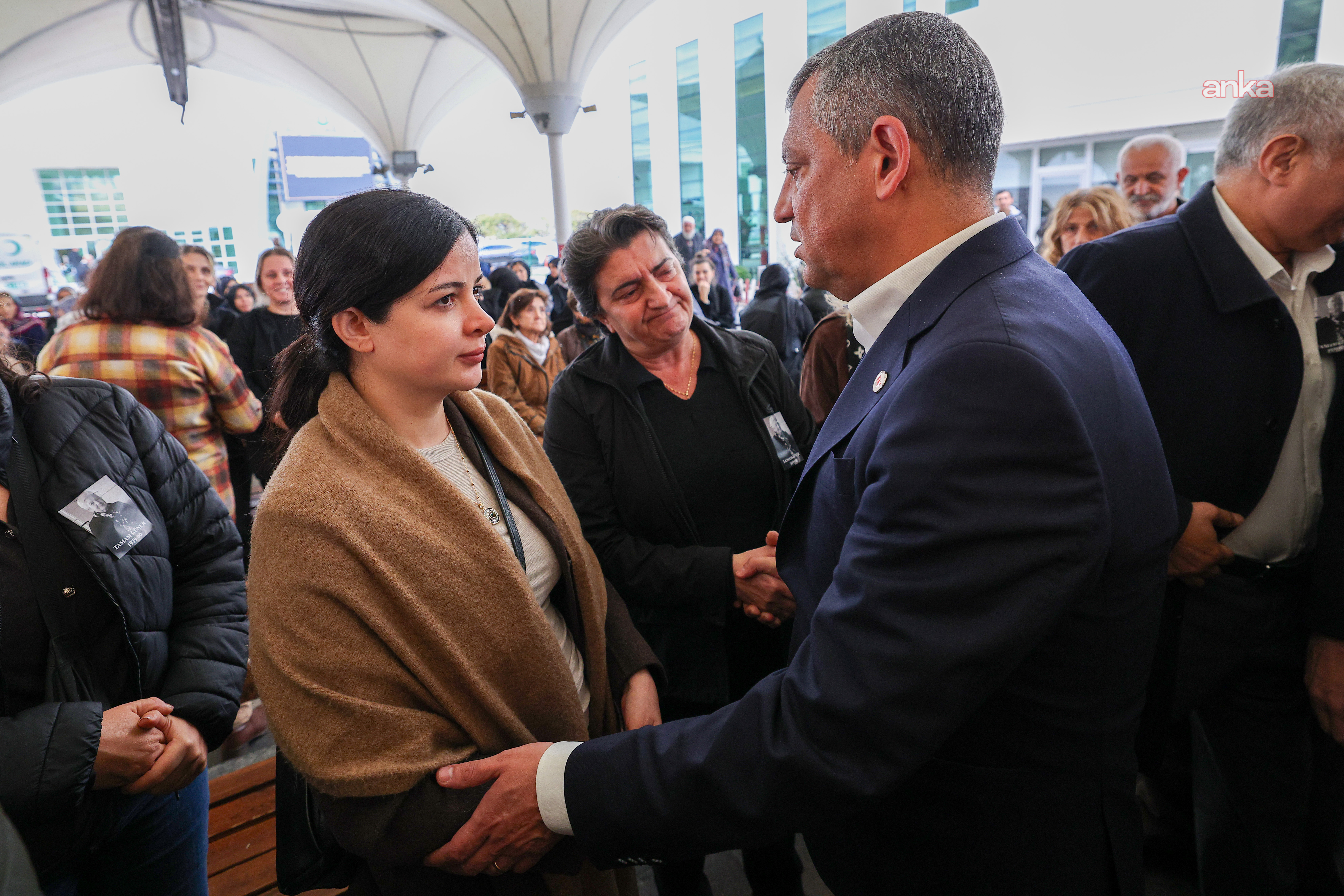 Özgür Özel, Tamam Güner’in cenazesine katıldı