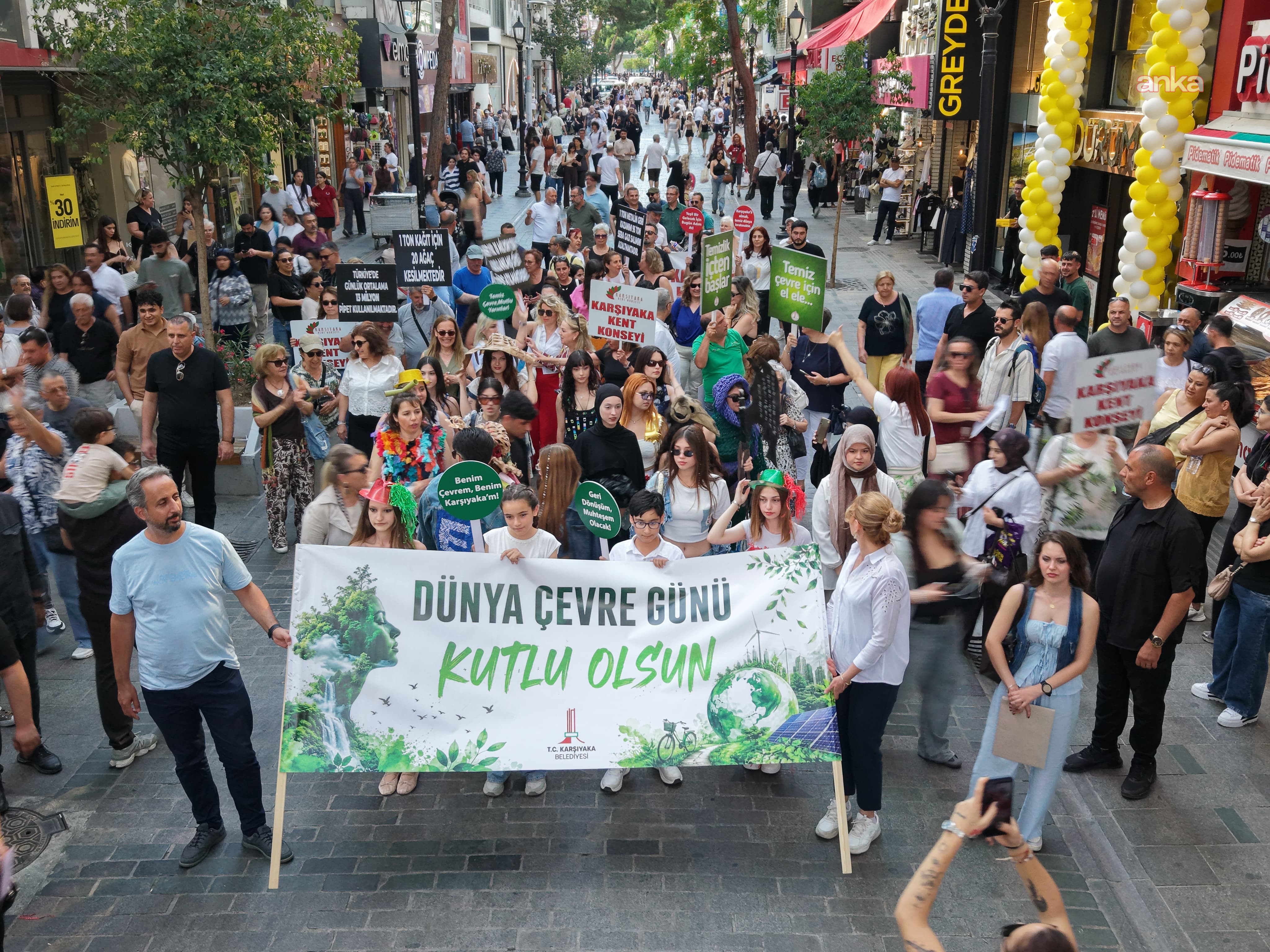 Karşıyaka, ‘Dünya Çevre Günü’nü farkındalık etkinlikleriyle kutladı