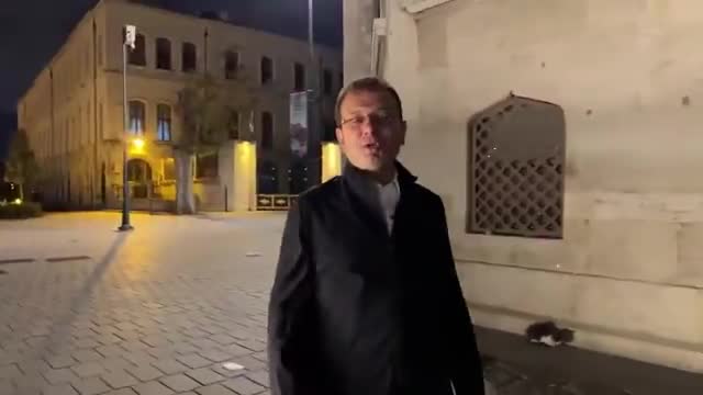 İmamoğlu’ndan gençlere mesaj: Zaman kurtarıcı bekleme zamanı değildir