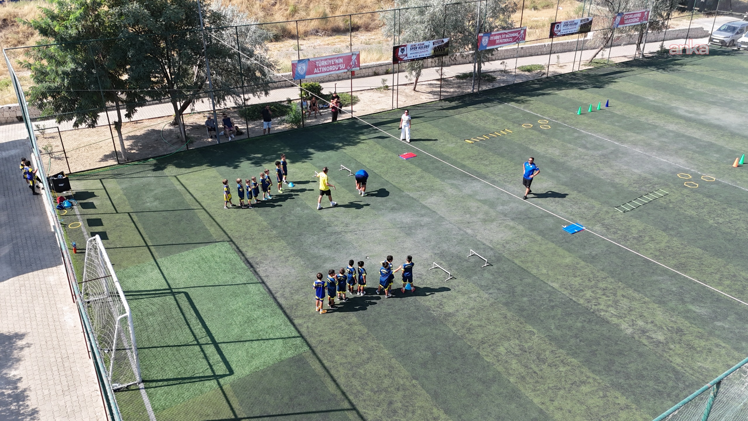 Seferihisar’da yaz sporla büyüyor