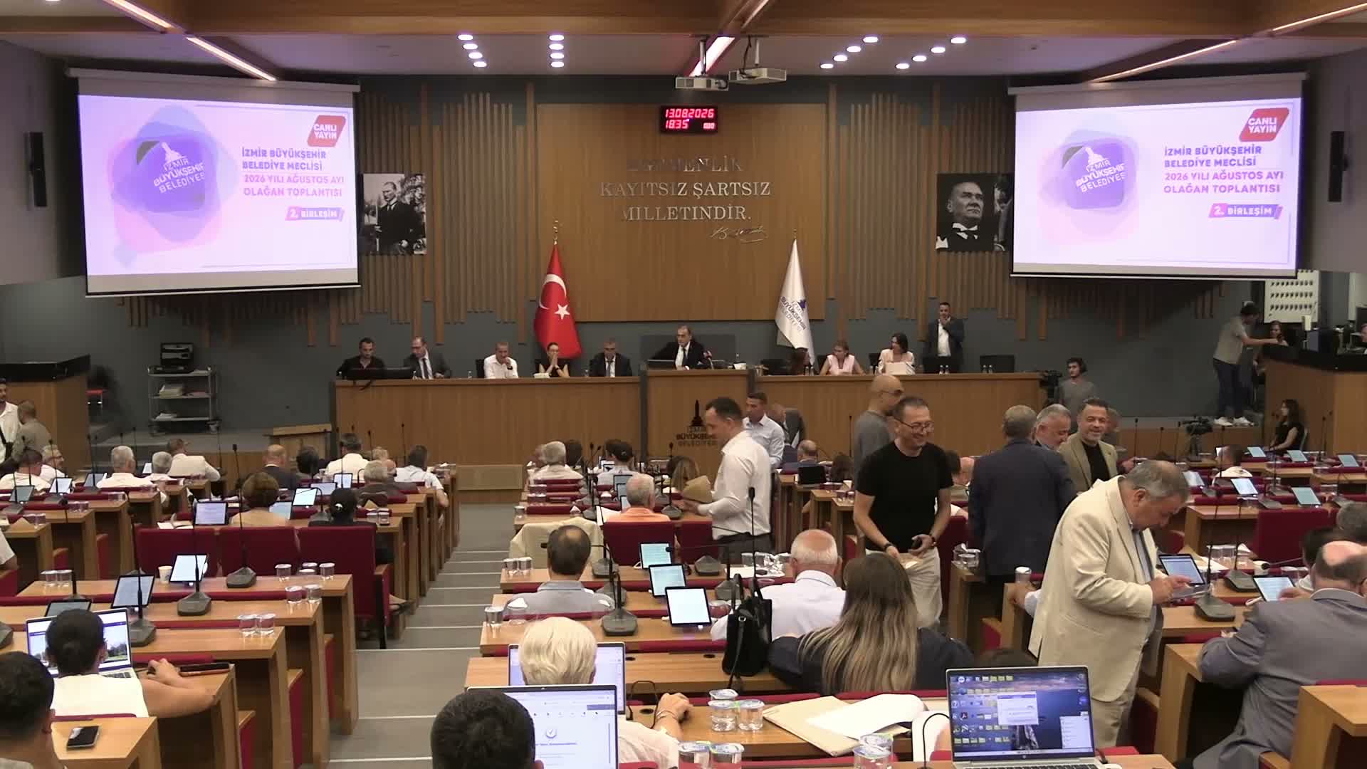 İzmir Otogarı’nın işletmesi belediye iştiraklerine devredildi
