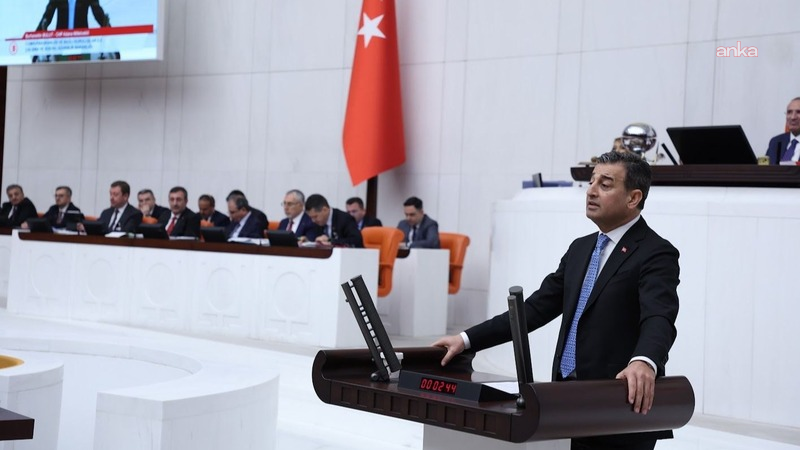 Burhanettin Bulut, Mersin'de belediye operasyonunda çekilen görüntüleri TBMM gündemine taşıdı