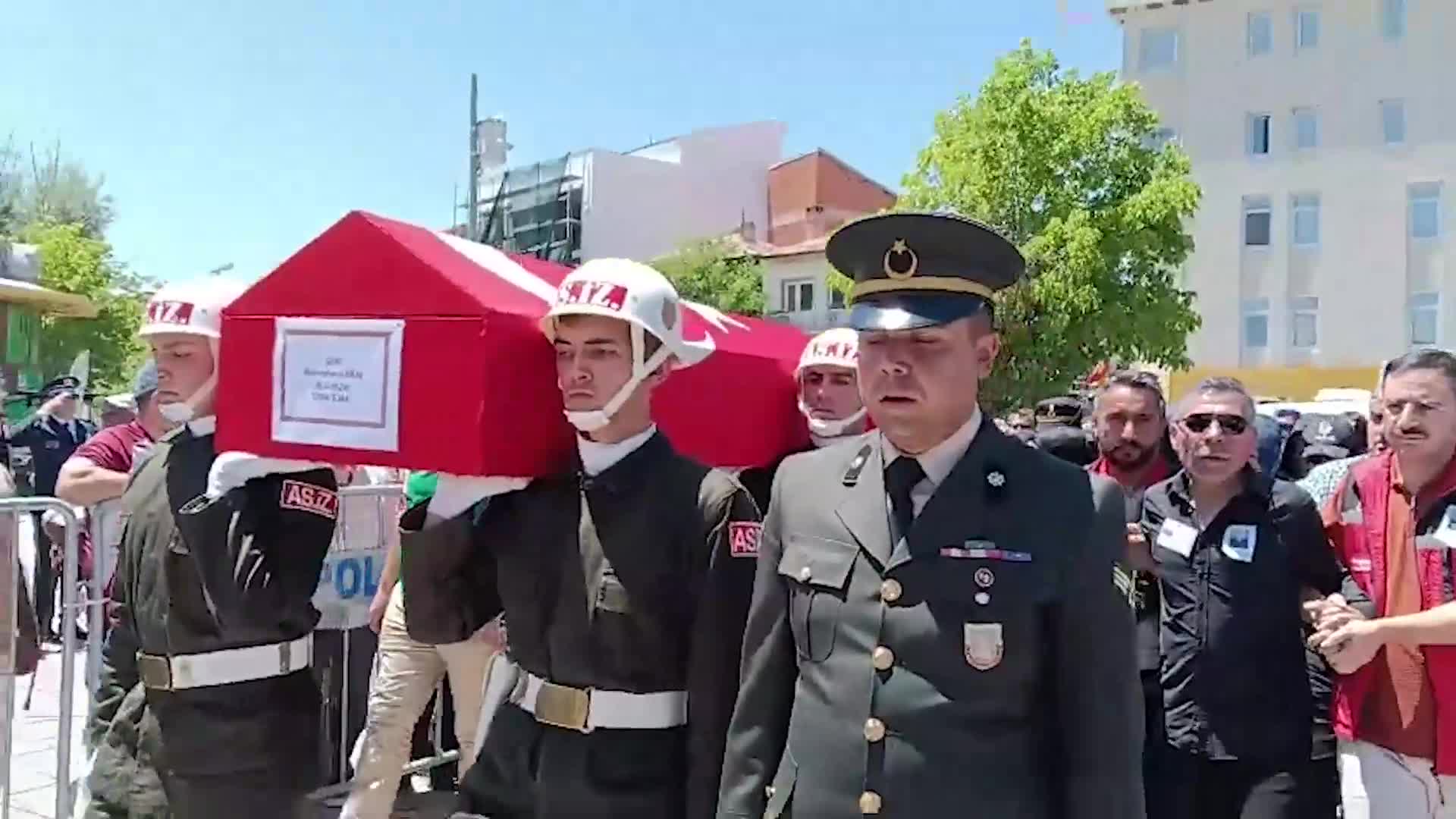Şehit Uzman Çavuş Abdurrahman Hilal, Aksaray'da son yolculuğuna uğurlandı