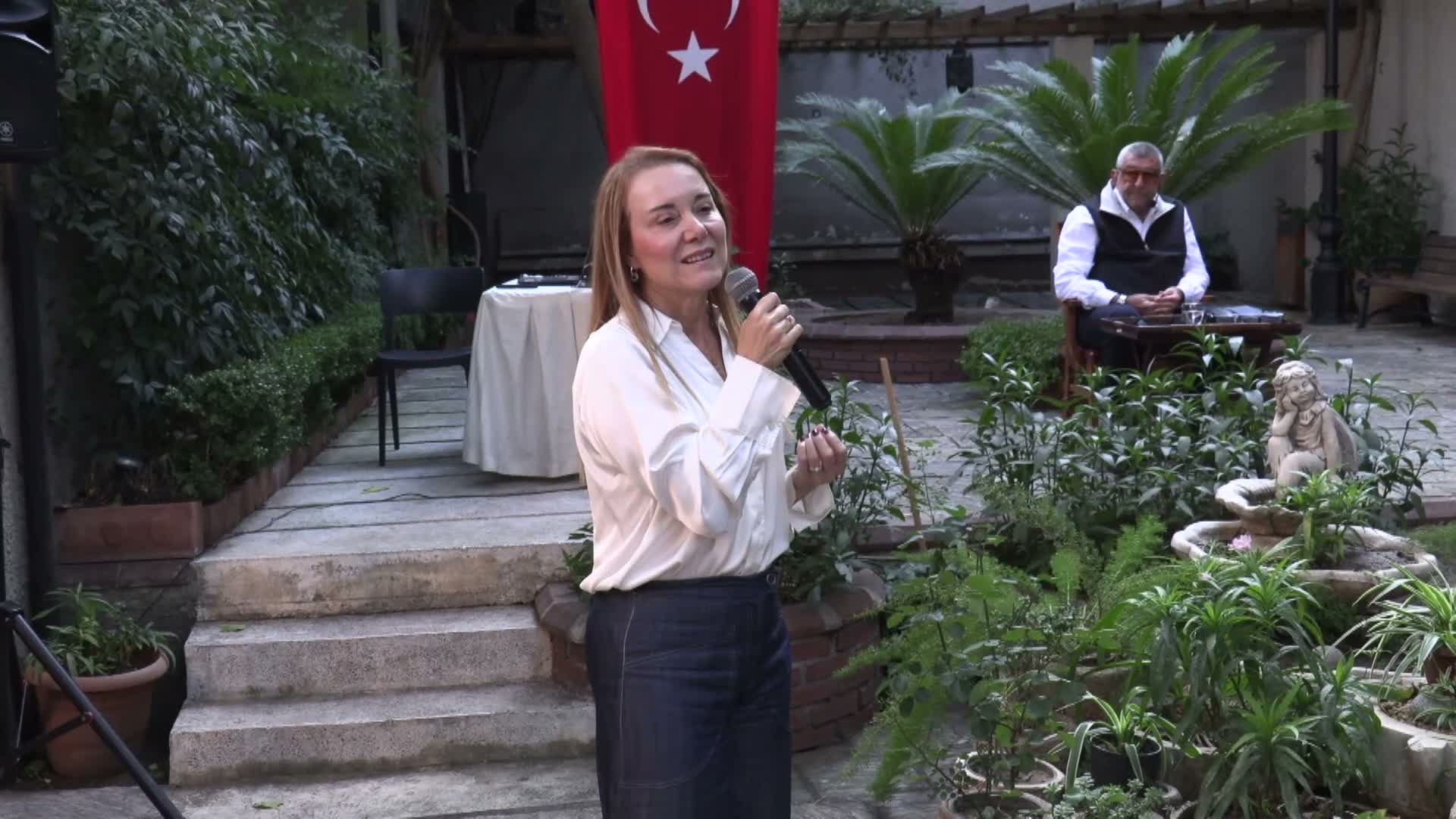 Kültürel Miras Söyleşileri’nde İzmir’in sembol lezzetleri ve Kemeraltı ele alındı