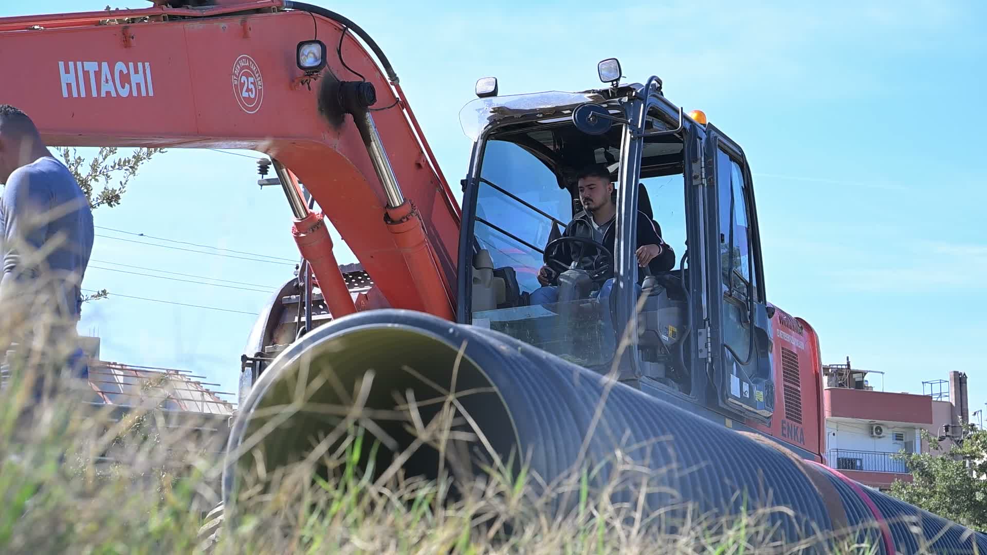 Manisa Büyükşehir Belediyesi'nden Sarıgöl'de taşkın riskine karşı bin 200 metrelik yağmur suyu hattı