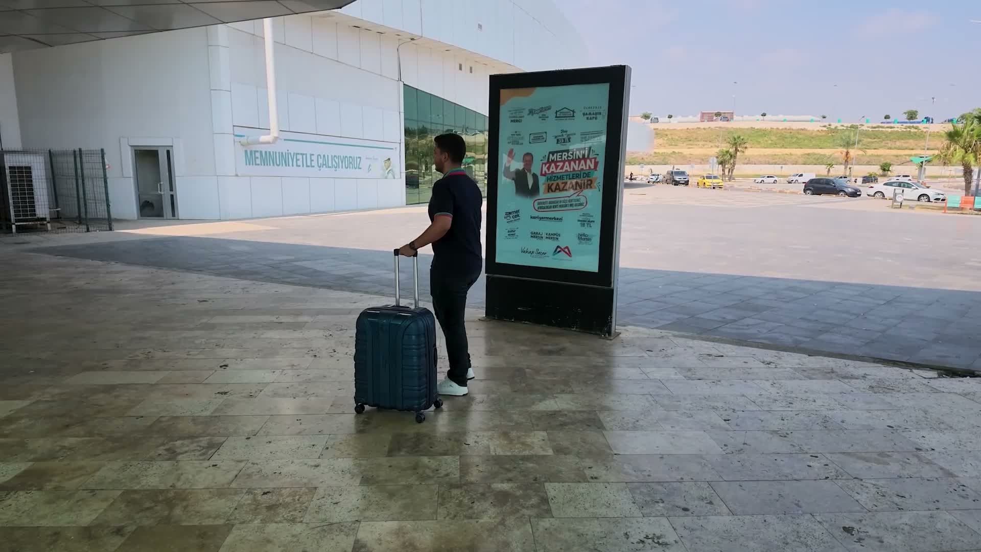 Mersin Büyükşehir Belediyesi'nden üniversitelilere eğitimden istihdama kapsamlı destek