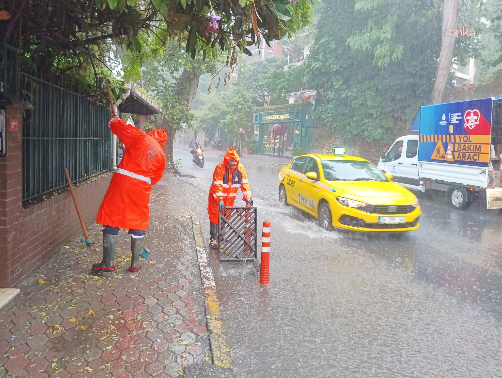 İstanbul'da kuvvetli sağanak etkili oluyor