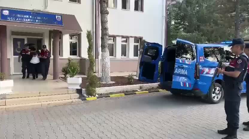 Kırıkkale'de uyuşturucu operasyonu: 2 şüpheli tutuklandı