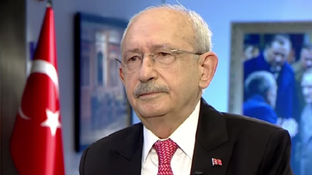"Partiden ayrılmasına gerek yok ama parti içinde paralel yapı olmaz"