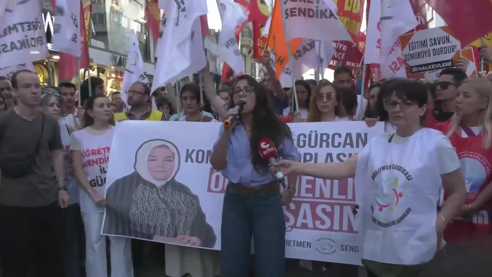 Öğretmenlerden Bakırköy’de hak, atama ve iş güvencesi çağrısı