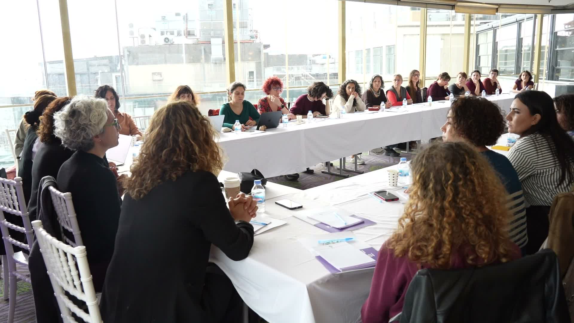 DEM Parti Kadın Meclisi’nden "bütçe" çalıştayı: “Eşitliğin, özgürlüğün ve barışın bütçesini istiyoruz”