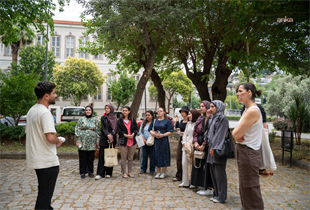 Tarık Dursun K’nin izinde İzmir turu