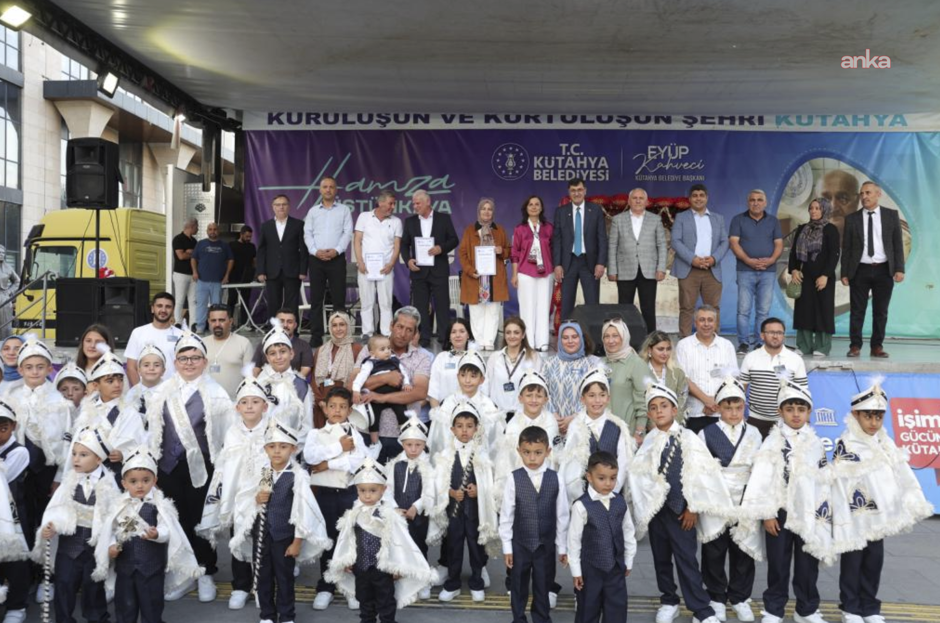 Kütahya sünnet şöleni: 48 çocuk ve ailesinin heyecanı paylaşıldı