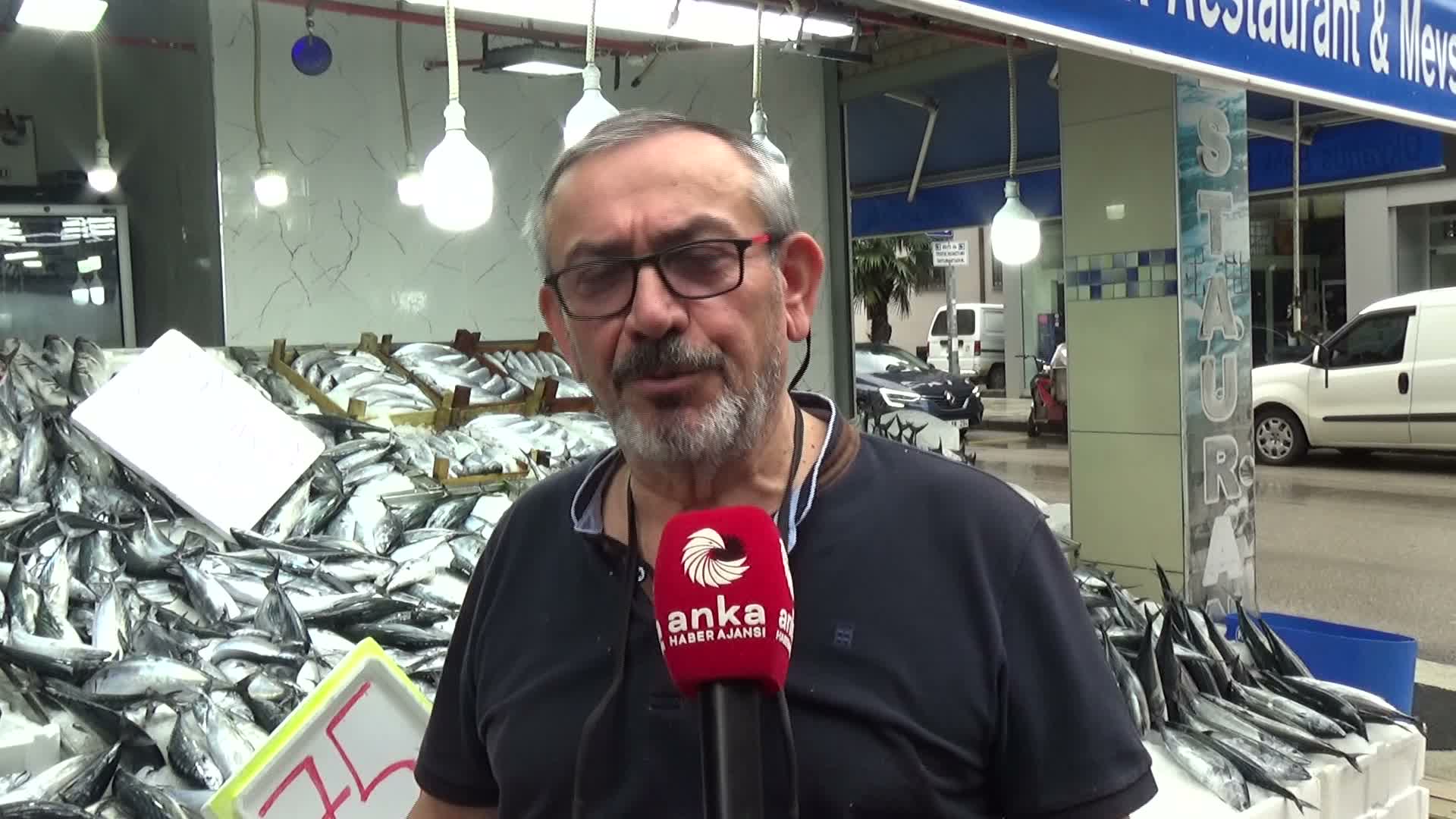 Sinop’ta balık "askıya" çıktı: "75 lira büyük para değil ama alamayan da çok"