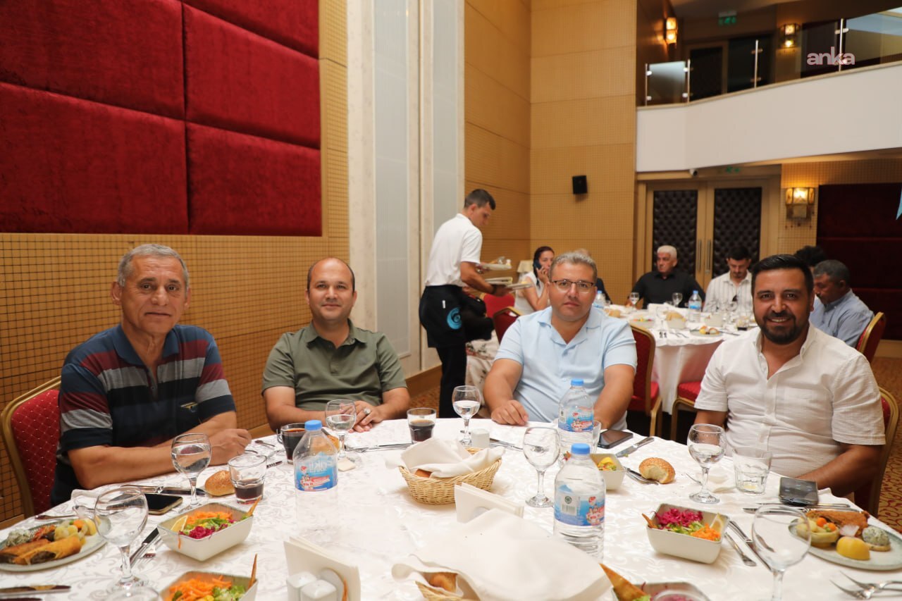 Edremit Belediyesi, Kaymakam Odabaş'a veda gecesi düzenledi