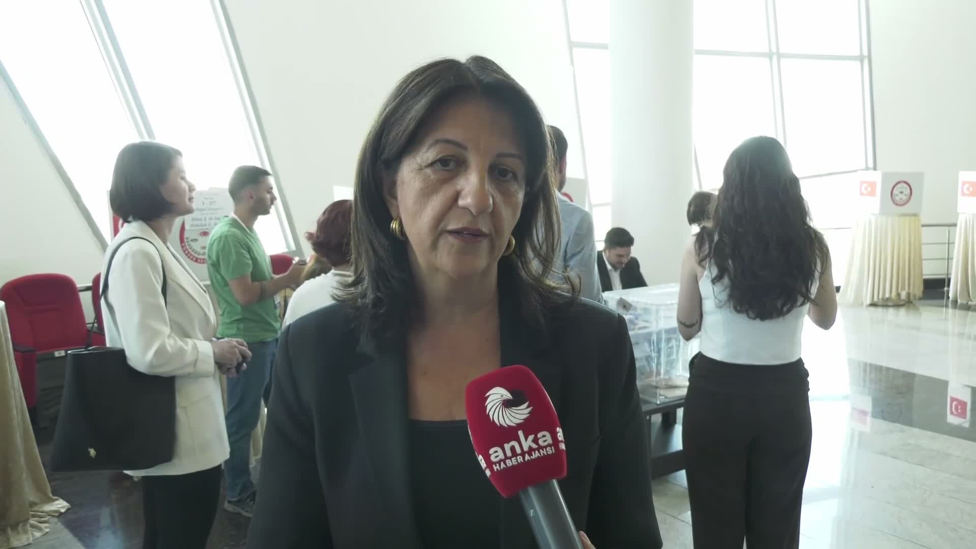 DEM Parti 5'inci Kongresi... Pervin Buldan: "Demokratik Cumhuriyet Hareketi olarak yeni bir hareketi inşa edeceğiz"