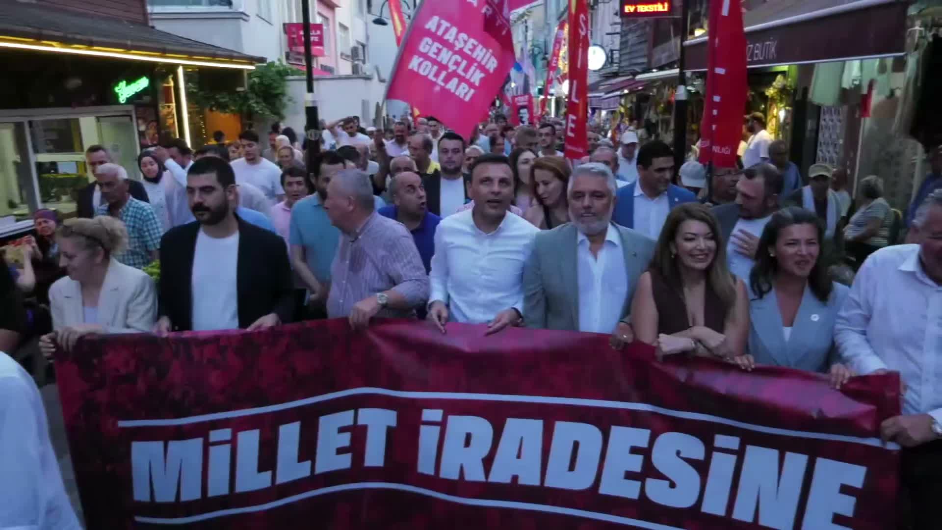 Şile'de "Millet İradesine Saygı Yürüyüşü" yapıldı.... Özgür Çelik: Halk ihaneti affetmeyecek