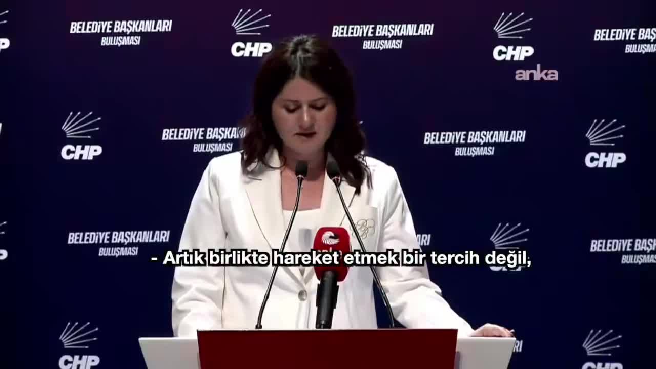 AK Parti'ye geçeceği iddia edilen Edirne Belediye Başkanı Gencan: "Biz buradayız. Geri adım atmıyoruz"