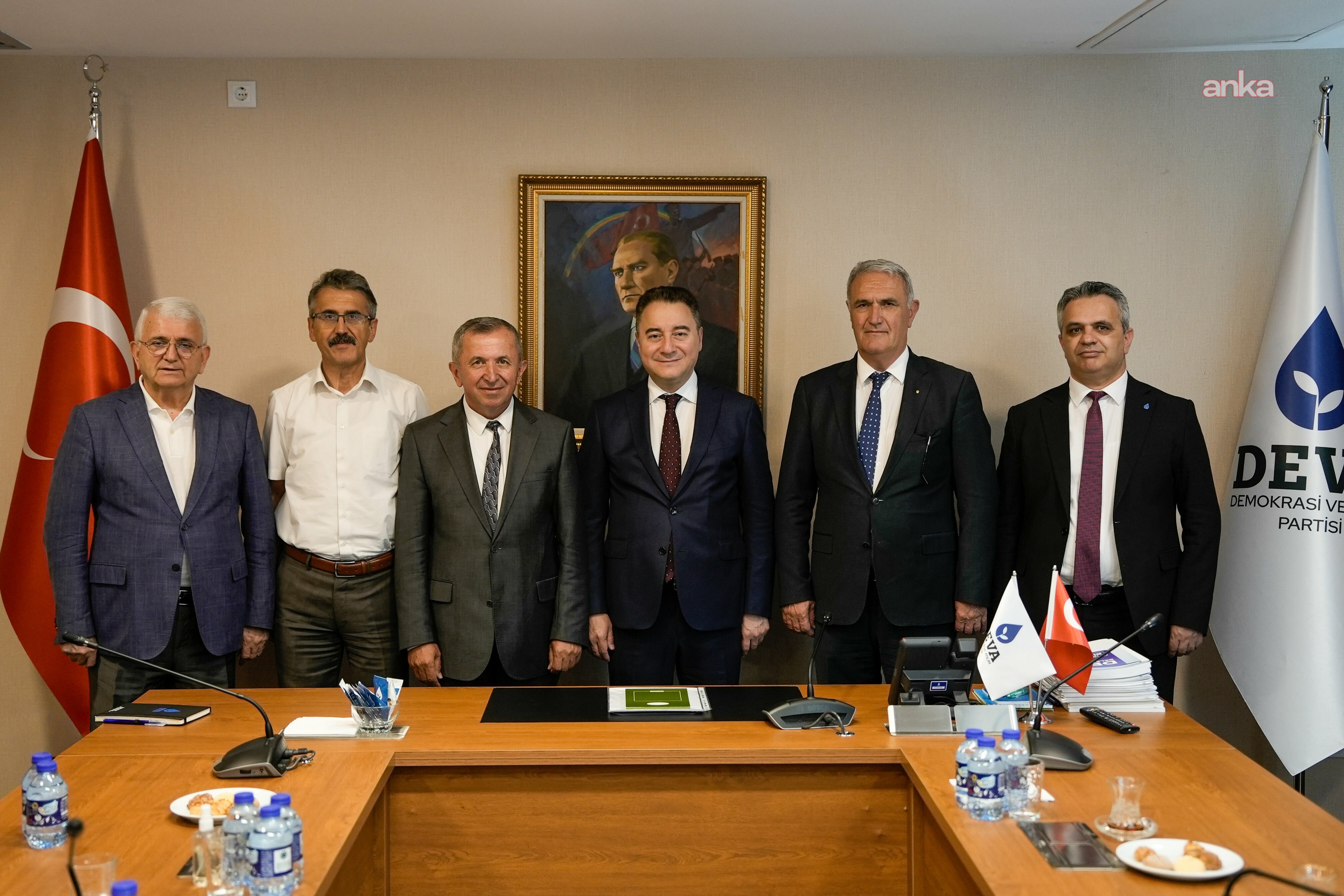 Ali Babacan, TEM-SEN heyetiyle görüştü