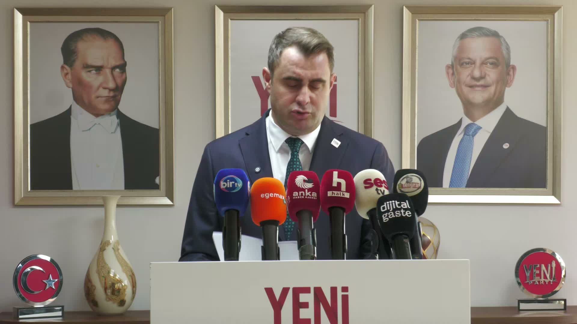 YENİ Parti İzmir İl Başkanı Güç: “AKP ile beraber yaptığınız her şeyi görüyor ve biliyoruz”