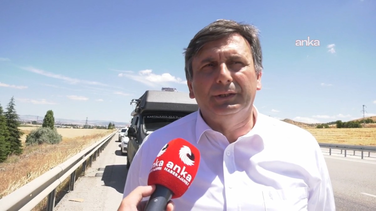 "Devletin itibarını rencide eden kamu görevlileri devletten sökülüp atılmalı"