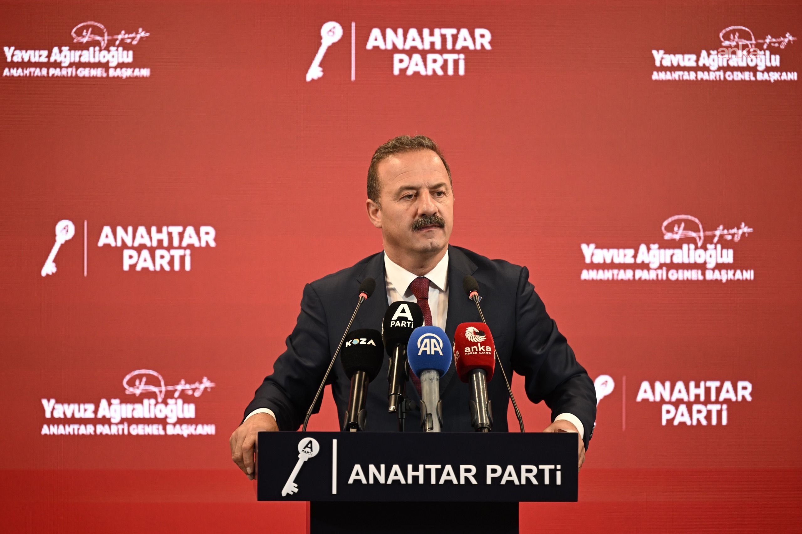 Yavuz Ağıralioğlu'dan MEB'e çağrı: Her öğrenciye bir öğün ücretsiz ve sağlıklı yemek verilmelidir