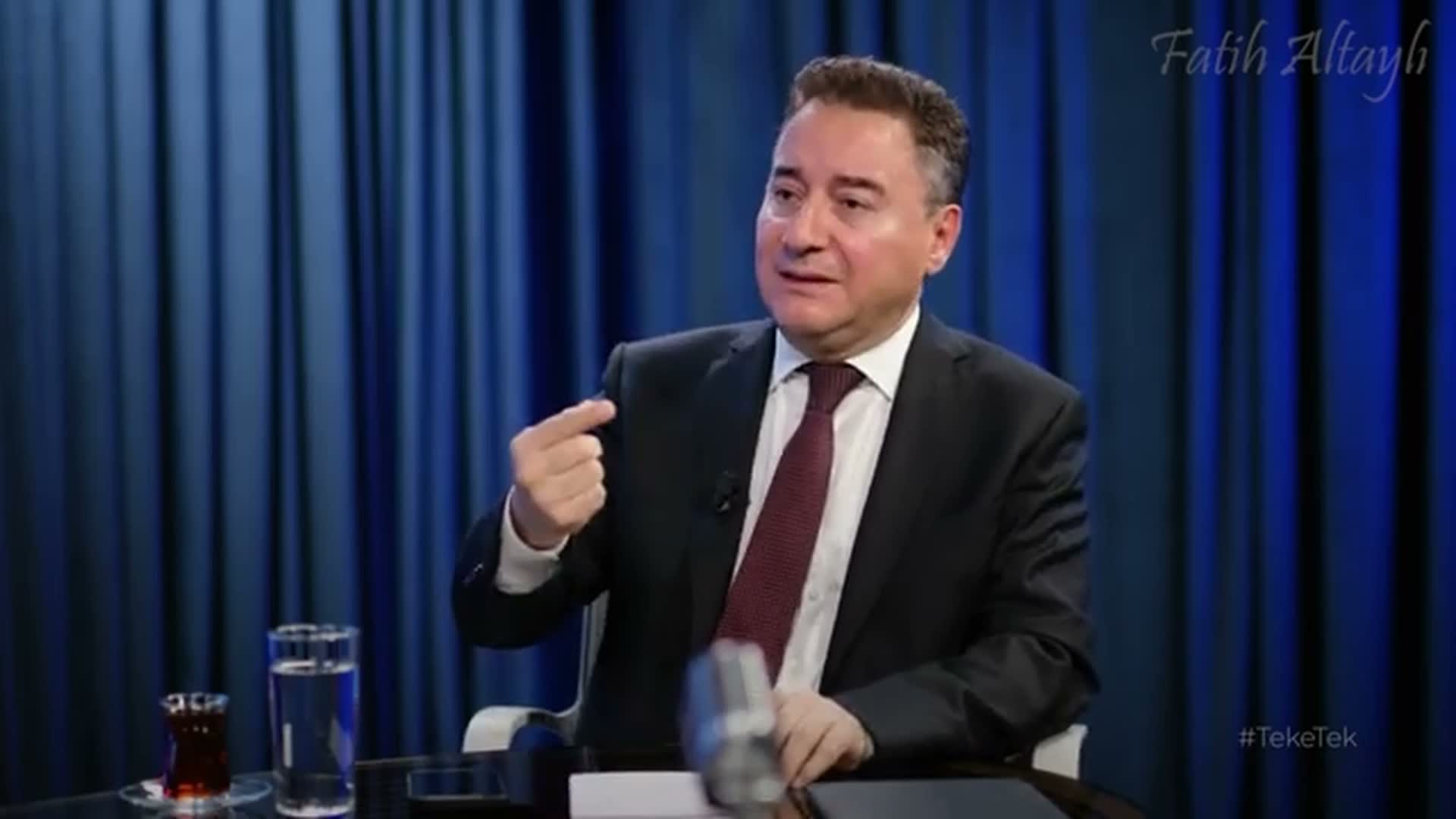 Ali Babacan'dan 'fon krizi' değerlendirmesi: "Kadro değişmeden güveni tekrar sağlamak mümkün değil"