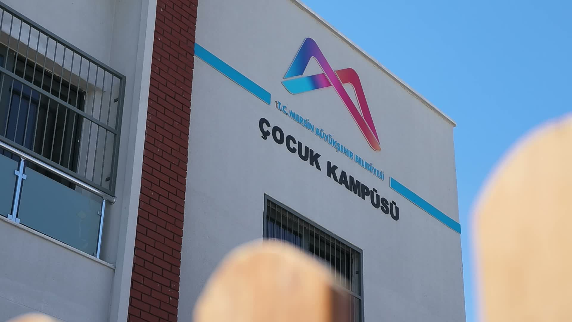 Mersin Büyükşehir Belediyesi Çocuk Kampüsleri'nde minikler oyunla öğreniyor