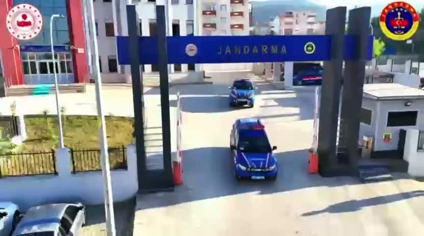64 orman yangını şüphelisi 43 kişiden 11'i tutuklandı