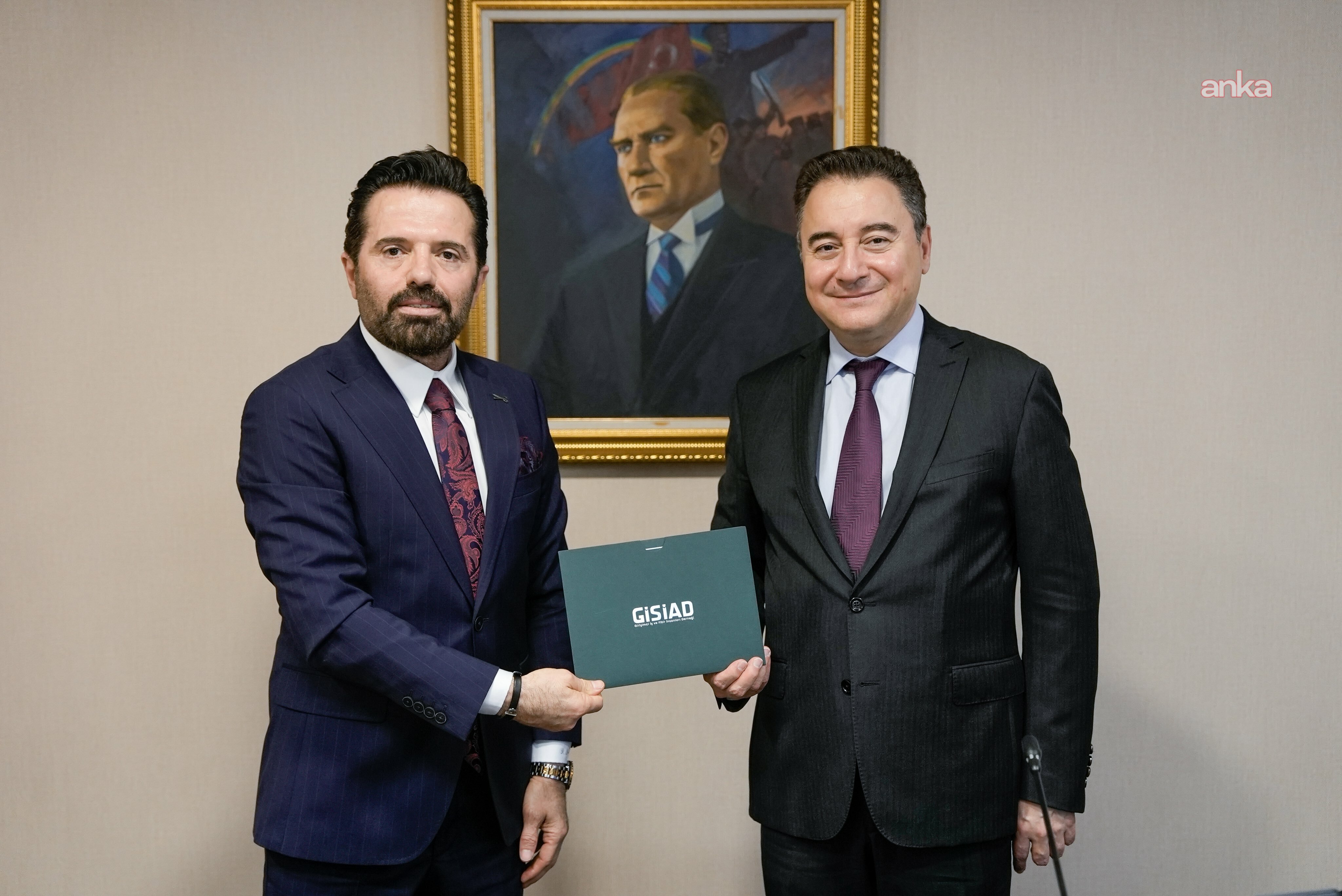 Ali Babacan, GİSİAD Genel Başkanı Dursunkaya ve heyeti ile bir araya geldi