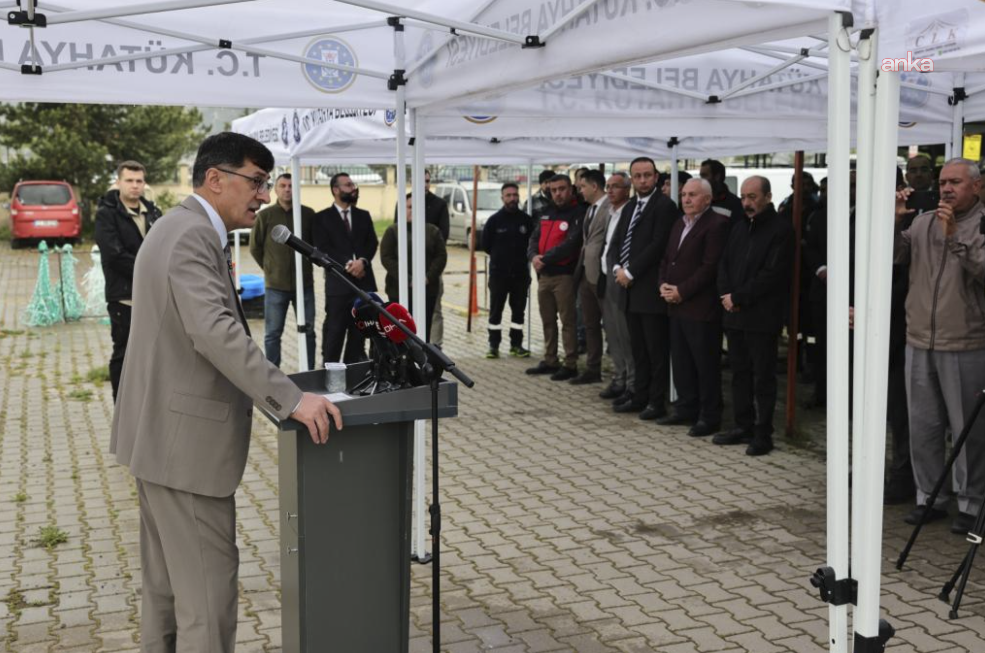 Kütahya Belediyesi'nin Canlı Hayvan Pazarı hizmete açıldı