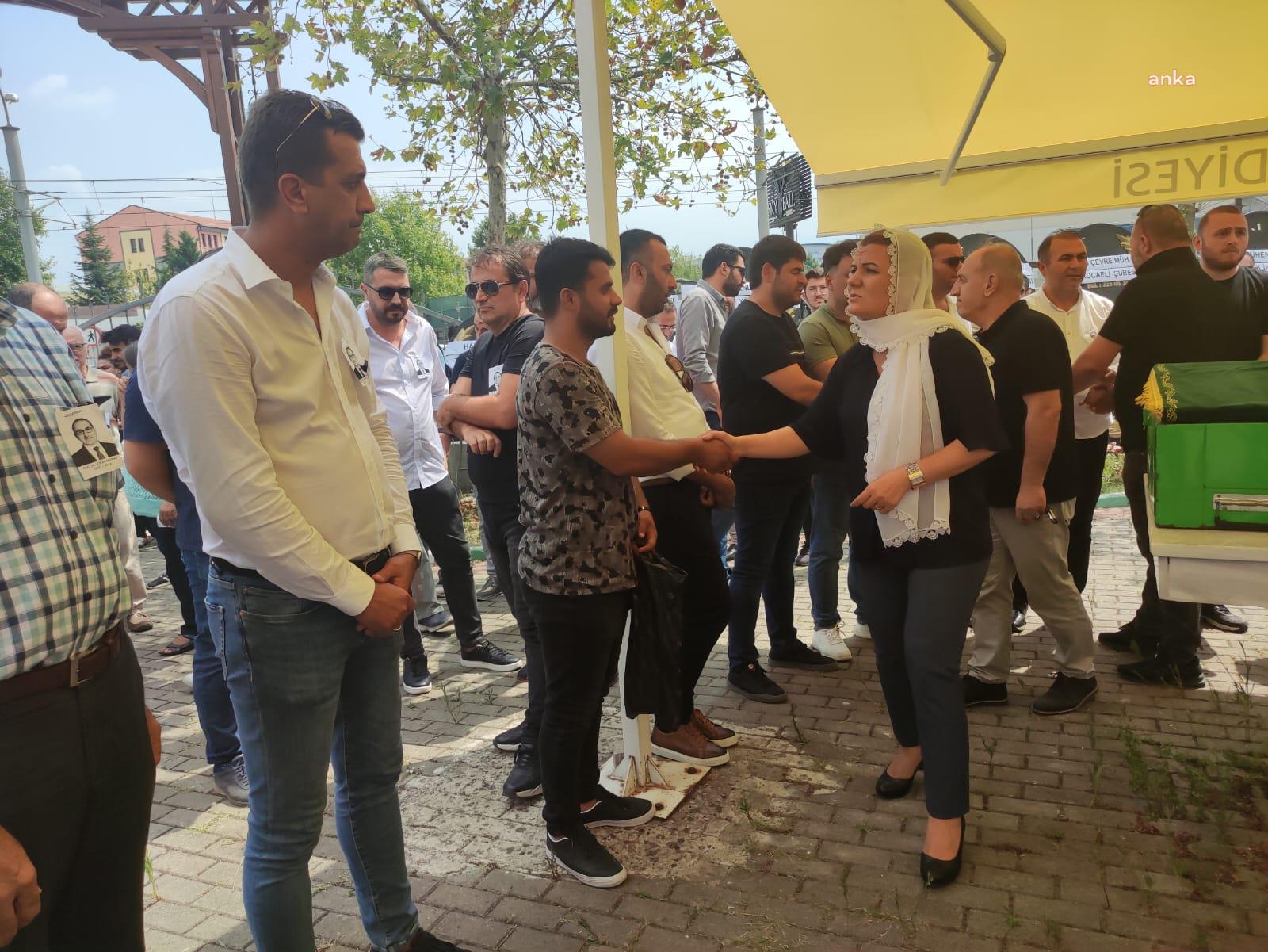 İZMİT BELEDİYE BAŞKANI HÜRRİYET, MUTMAN AİLESİNİN ACISINI PAYLAŞTI