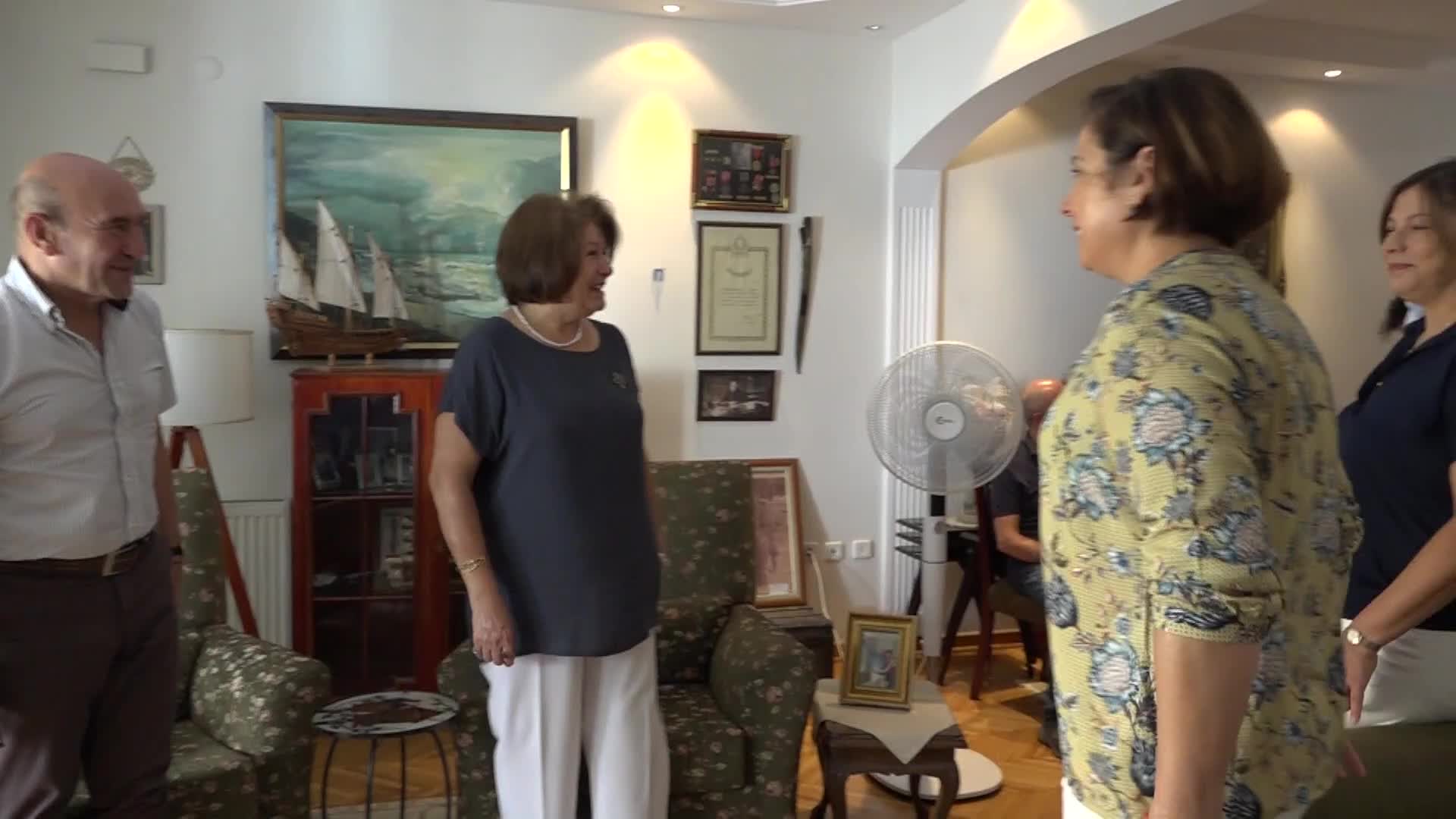 İZMİR 100. YIL ANI EVİ'NE ANLAMLI BAĞIŞ. TUNÇ SOYER: "BU HAFIZAYI BİRLİKTE YAŞATACAĞIZ"