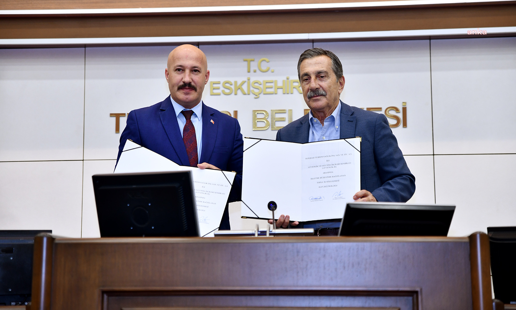 TEPEBAŞI BELEDİYESİ'NDE ÇALIŞAN GÜVENLİK GÖREVLİLERİNİN EN DÜŞÜK MAAŞI 8 BİN 256 TL OLDU