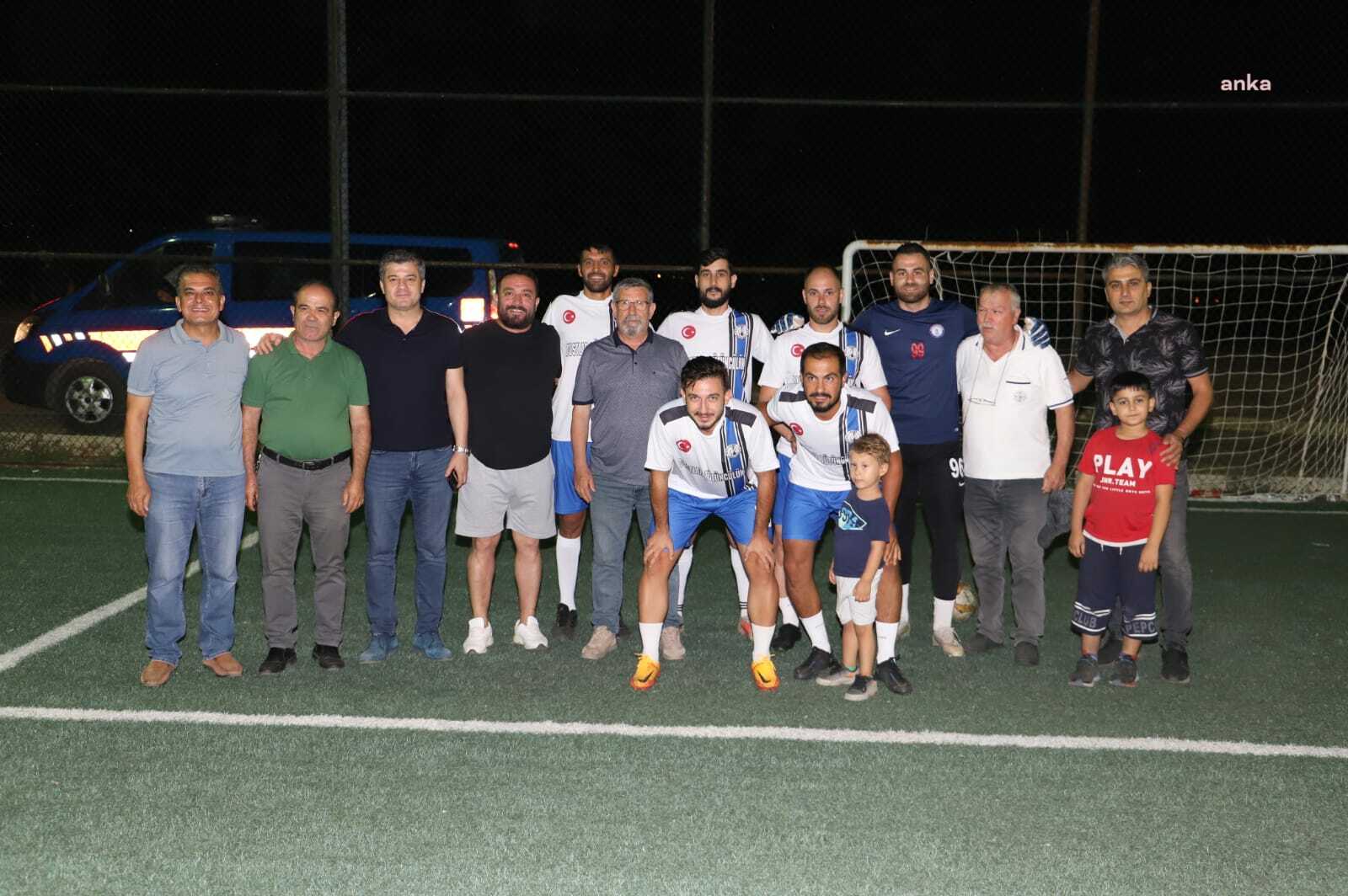 ÖDEMİŞ’TEKİ TURNUVADA BENGİSU VE GÜNLÜCE MAHALLE TAKIMLARI FİNALE YÜKSELDİ
