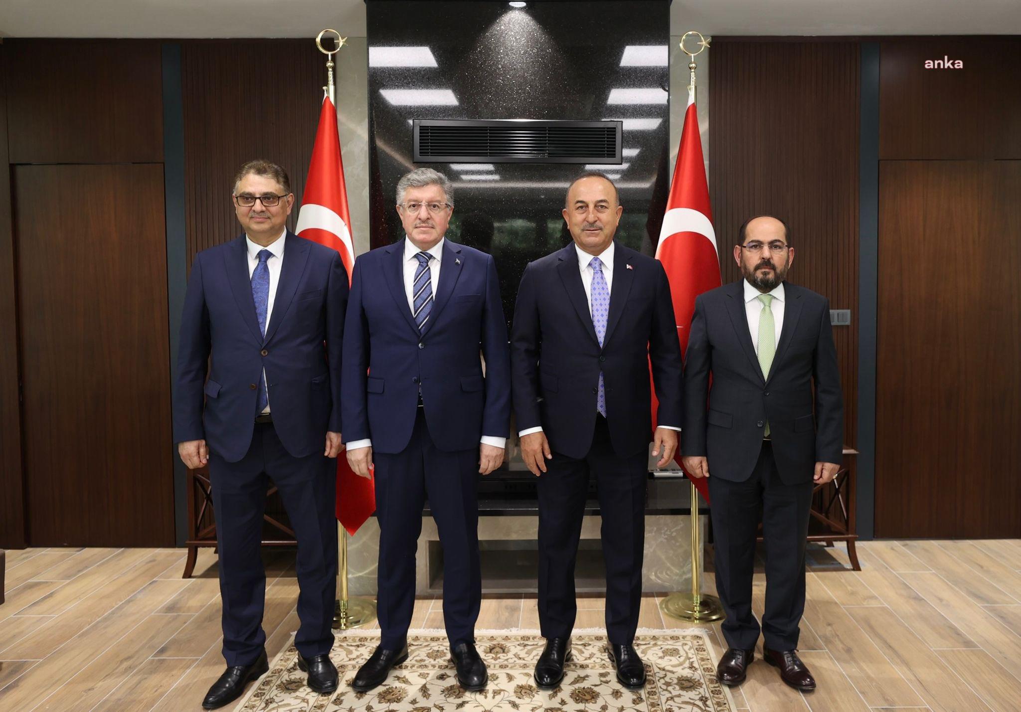 MEVLÜT ÇAVUŞOĞLU, SURİYE ULUSAL KOALİSYONU BAŞKANI AL-MESLET, MÜZAKERE KOMİSYONU BAŞKANI CAMUS VE GEÇİCİ HÜKÜMET BAŞBAKANI MUSTAFA İLE GÖRÜŞTÜ