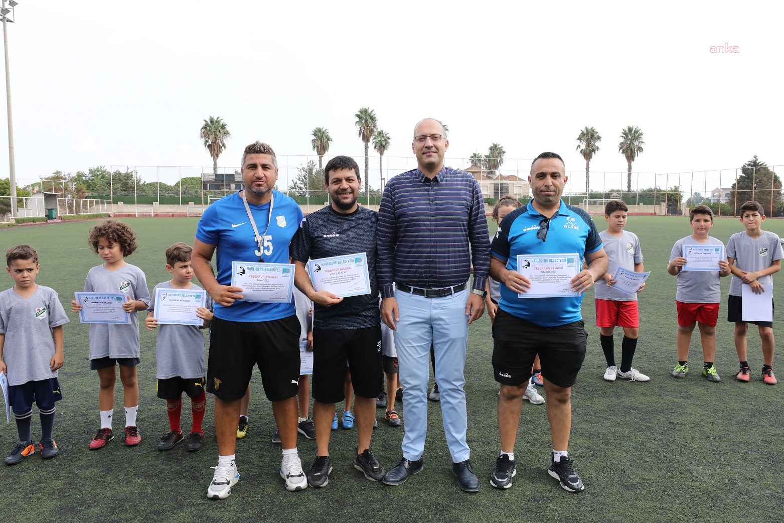 NARLIDERE'DE GENÇ SPORCULAR YETİŞİYOR