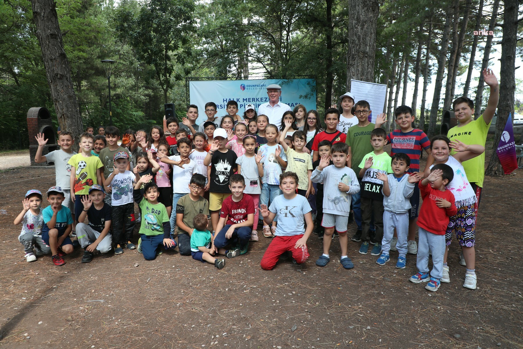 ODUNPAZARI BELEDİYESİ, HALK MERKEZLERİ KURSİYERLERİ İÇİN PİKNİK DÜZENLEDİ