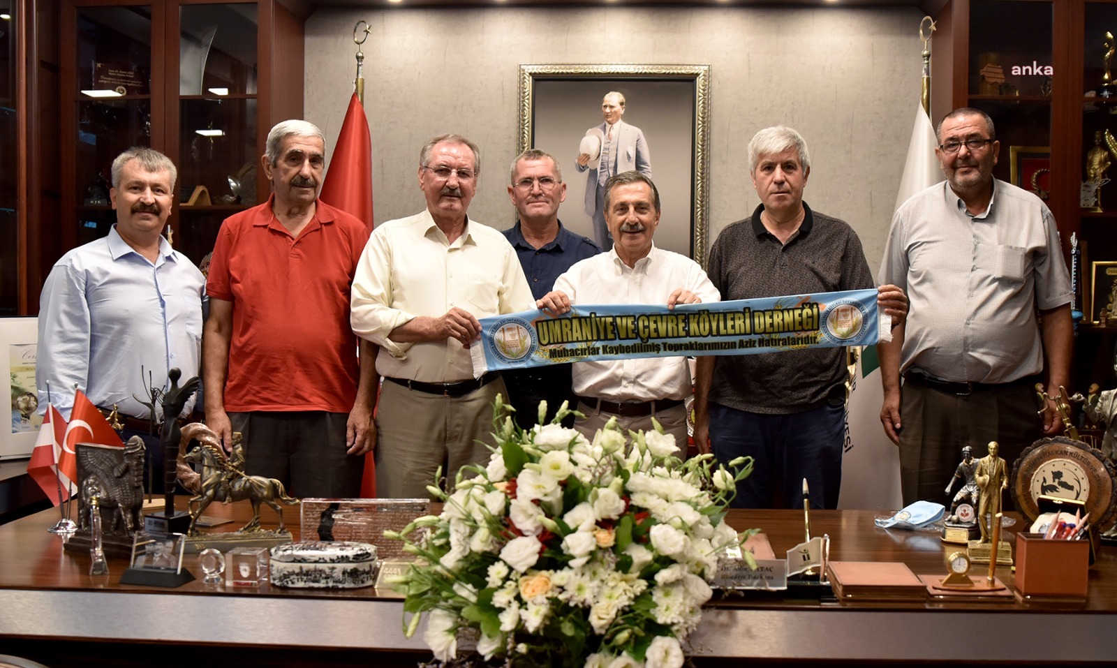 ÜMRANİYE VE ÇEVRE KÖYLERİ DERNEĞİ’NDEN BAŞKAN ATAÇ’A ZİYARET