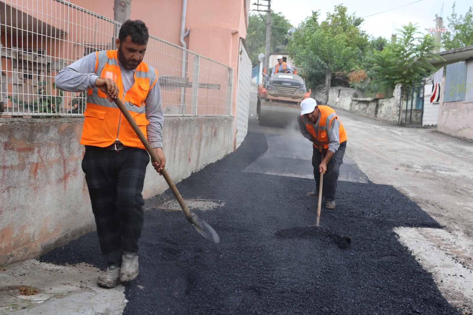 İZMİT BELEDİYESİ, TAVŞANTEPE’DE DEFORME OLAN YOLLARI ONARIYOR