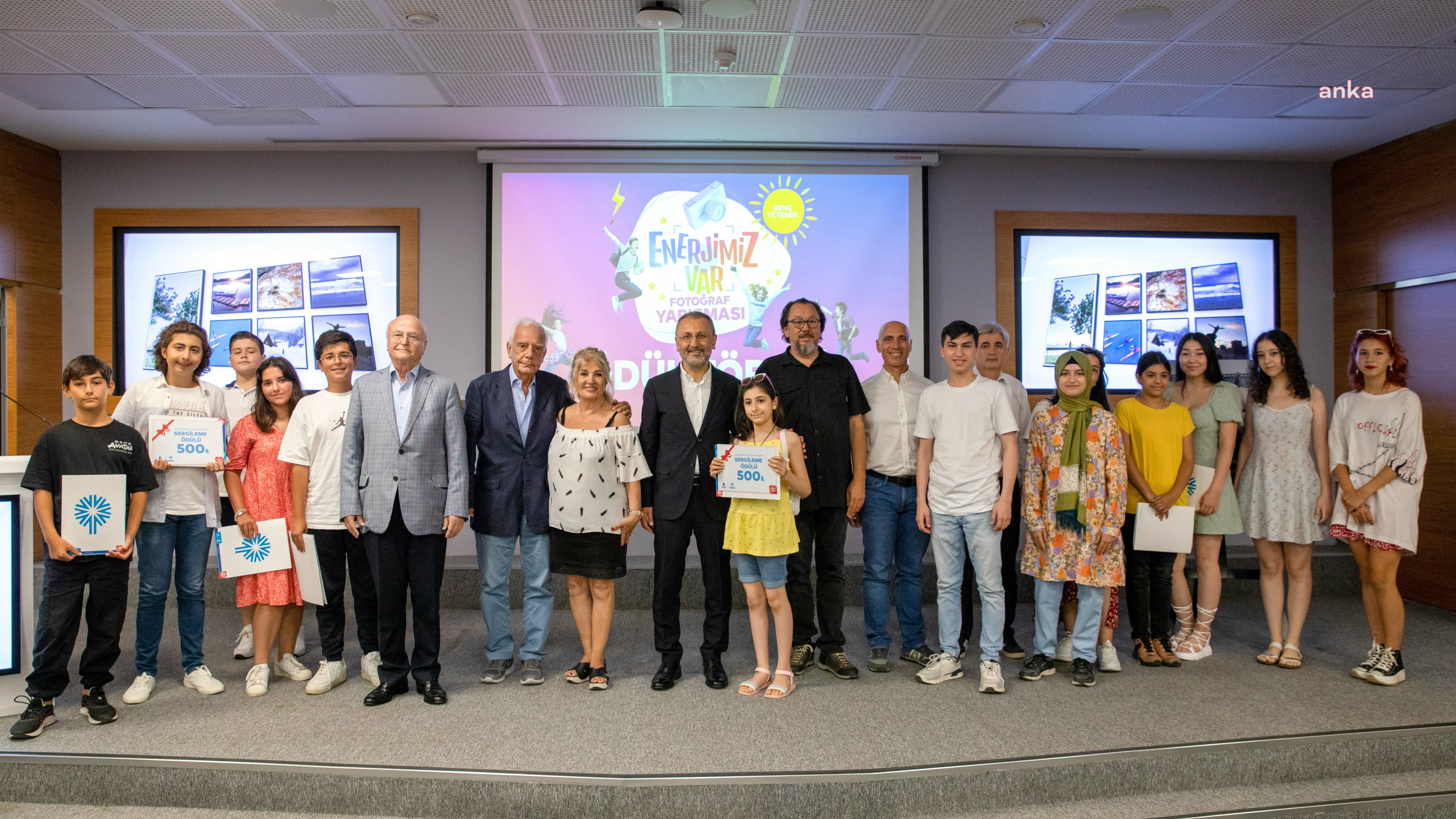 İGDAŞ’IN GENÇLERE YÖNELİK “ENERJİMİZ VAR” TEMALI FOTOĞRAF YARIŞMASINDA KAZANANLAR ÖDÜLLERİNİ ALDI