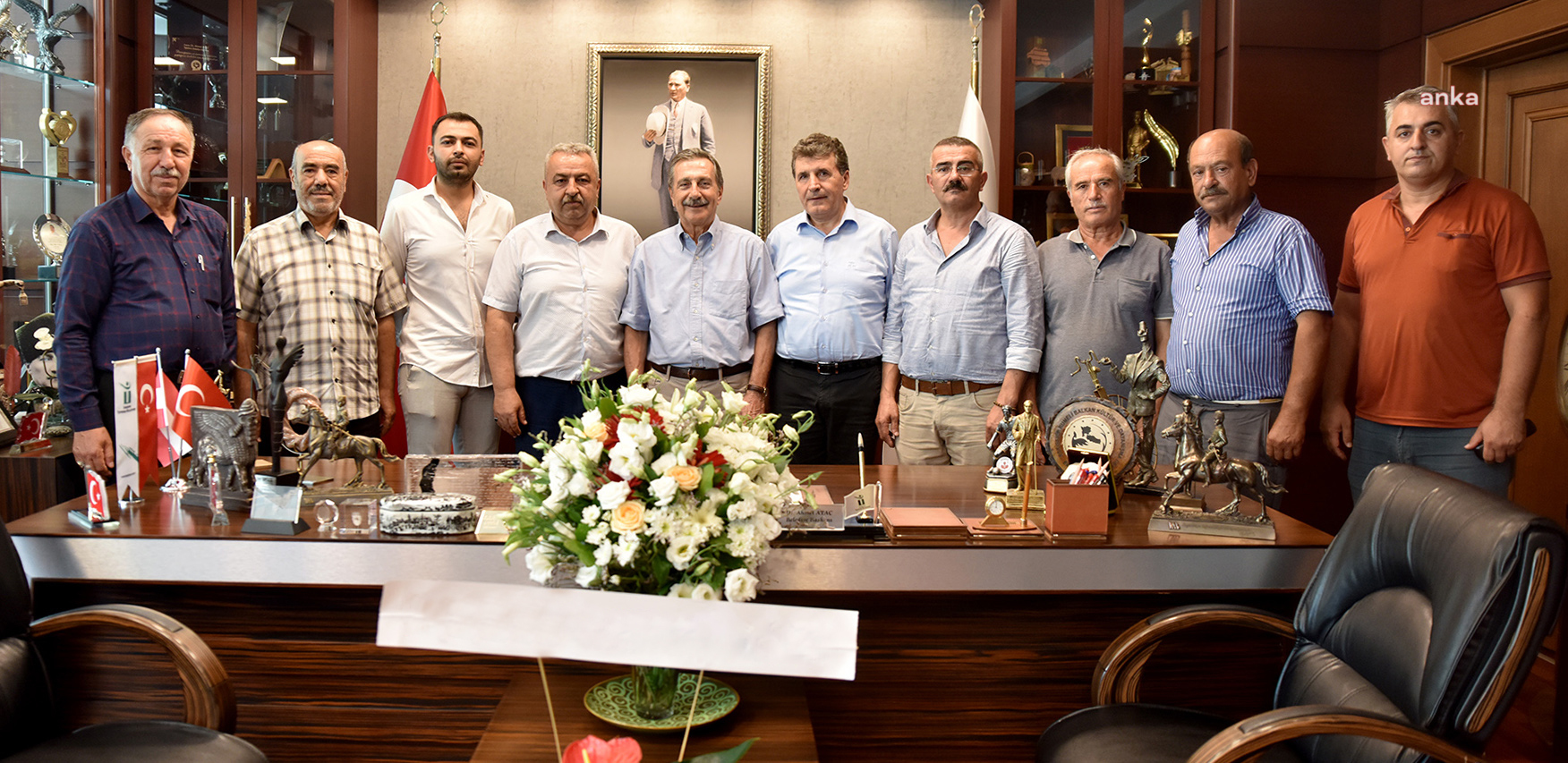 YÖRÜK TÜRKMENLERİ BAŞKAN ATAÇ’I ZİYARET ETTİ