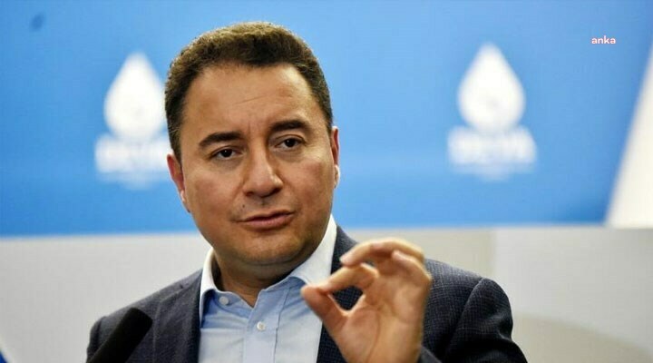 BABACAN: ANAYASAL HAKKINI KULLANAN ÖĞRETMENLERİMİZİN GÖZALTINA ALINMALARINI KINIYORUM