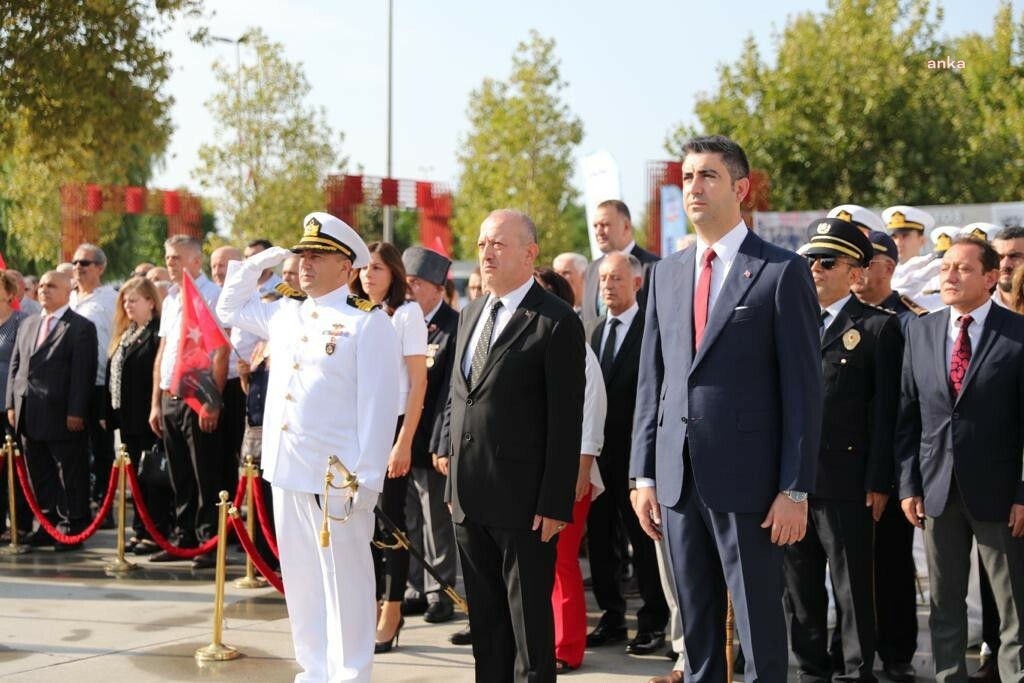 KARTAL’DA ZAFER BAYRAMI’NIN 100. YILI COŞKUYLA KUTLANDI