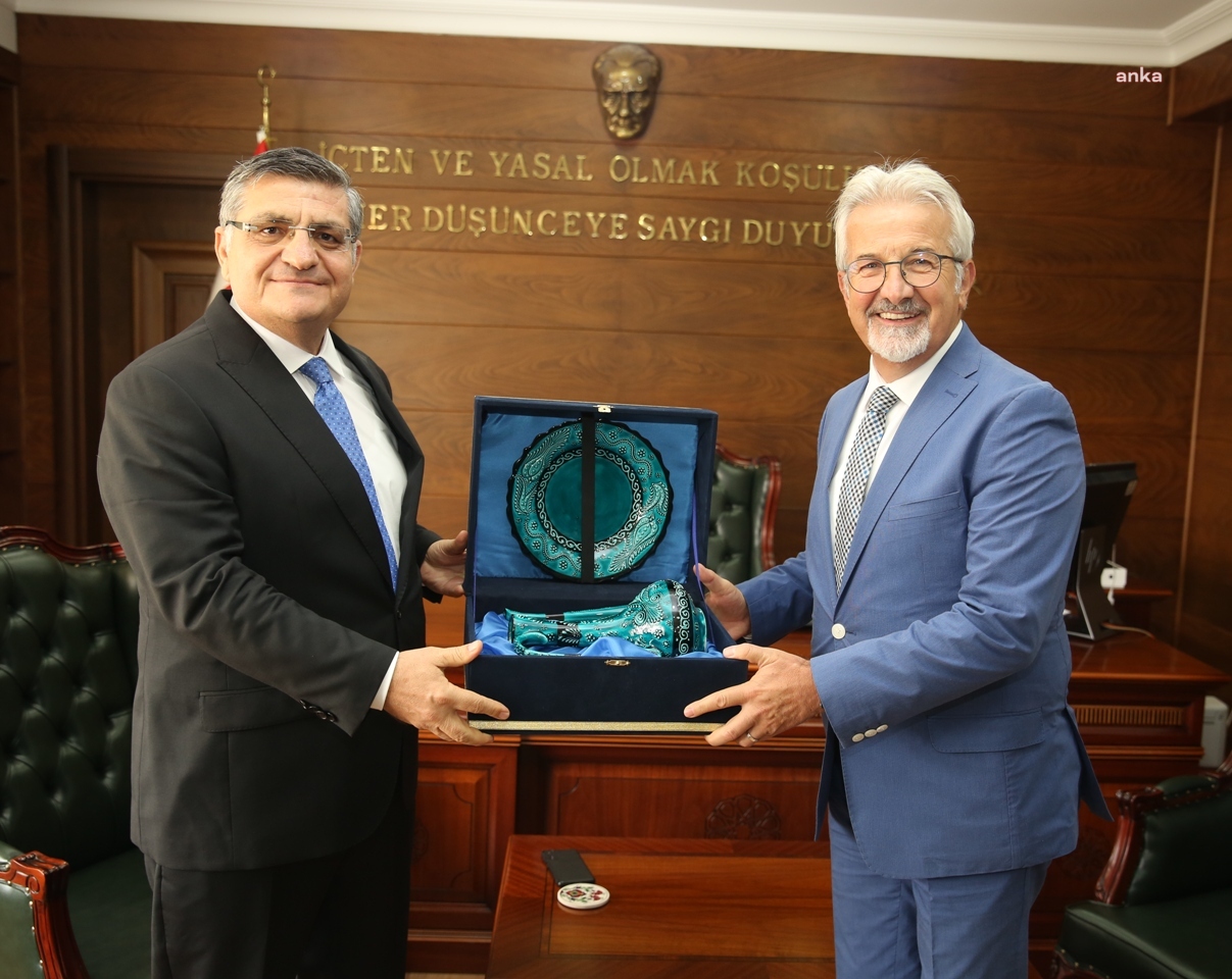 NİLÜFER BELEDİYE BAŞKANI ERDEM’DEN KAYMAKAM ÖZARSLAN’A ‘HOŞ GELDİN’ ZİYARETİ