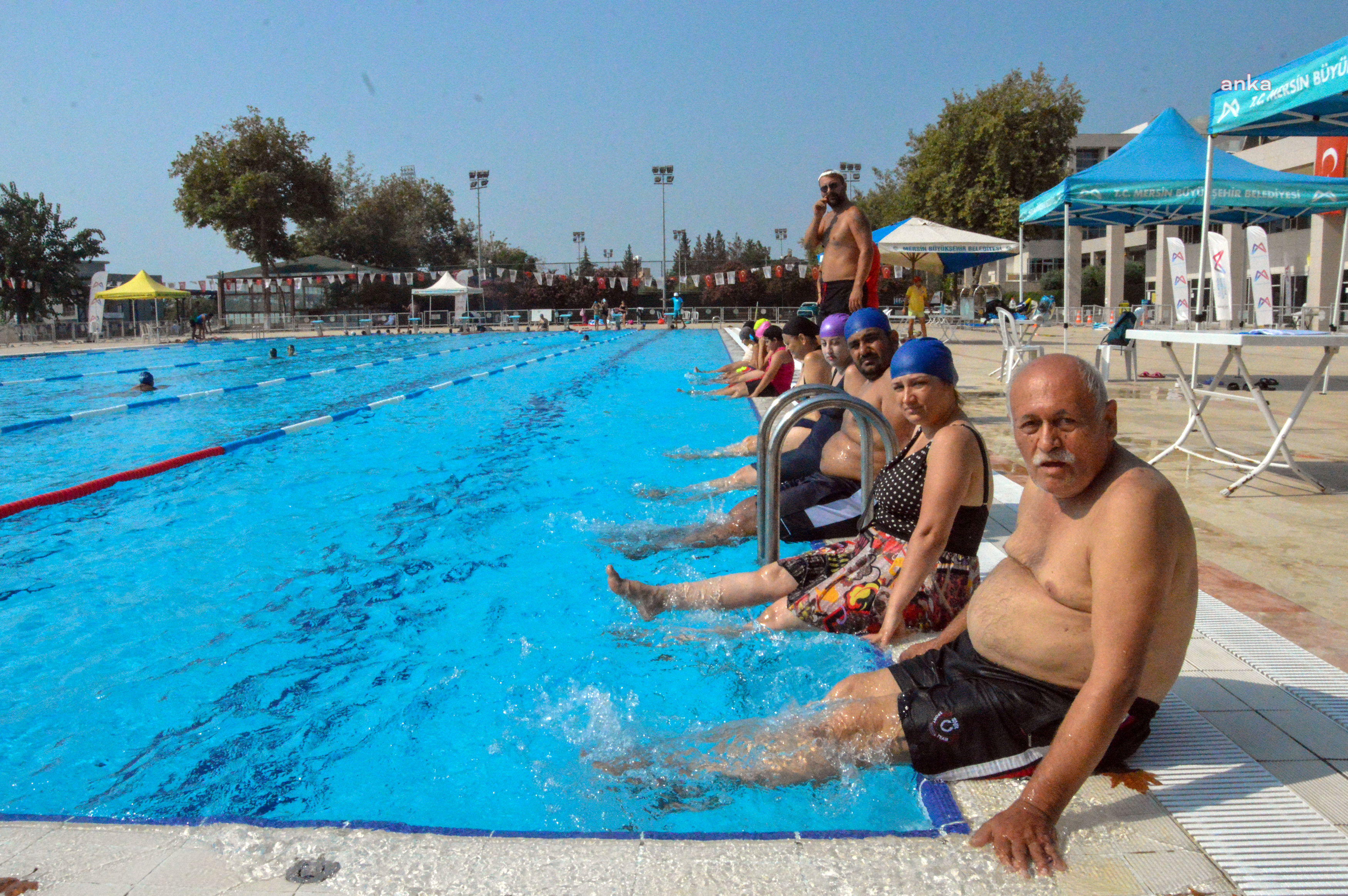 MERSİN BÜYÜKŞEHİRLE 7’DEN 77’YE YÜZME KURSU