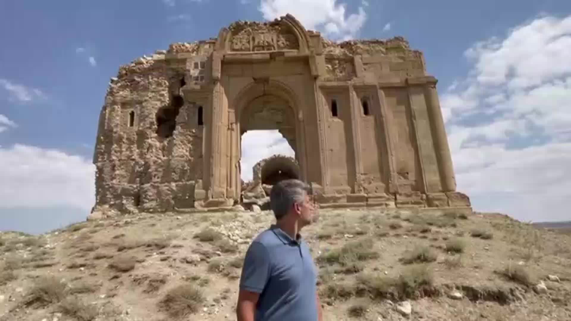 GARO PAYLAN: BU MANASTIR BİN 600 YILDIR AYAKTA DURUYORDU, AMA SON YÜZYILDA YOK EDİLMEYE TERK EDİLDİ