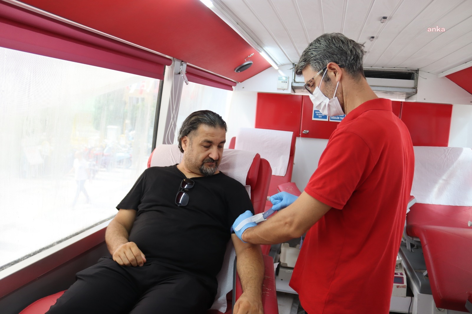İZMİT BELEDİYESİ'NDEN KÖK HÜCRE VE KAN BAĞIŞI KAMPANYASI
