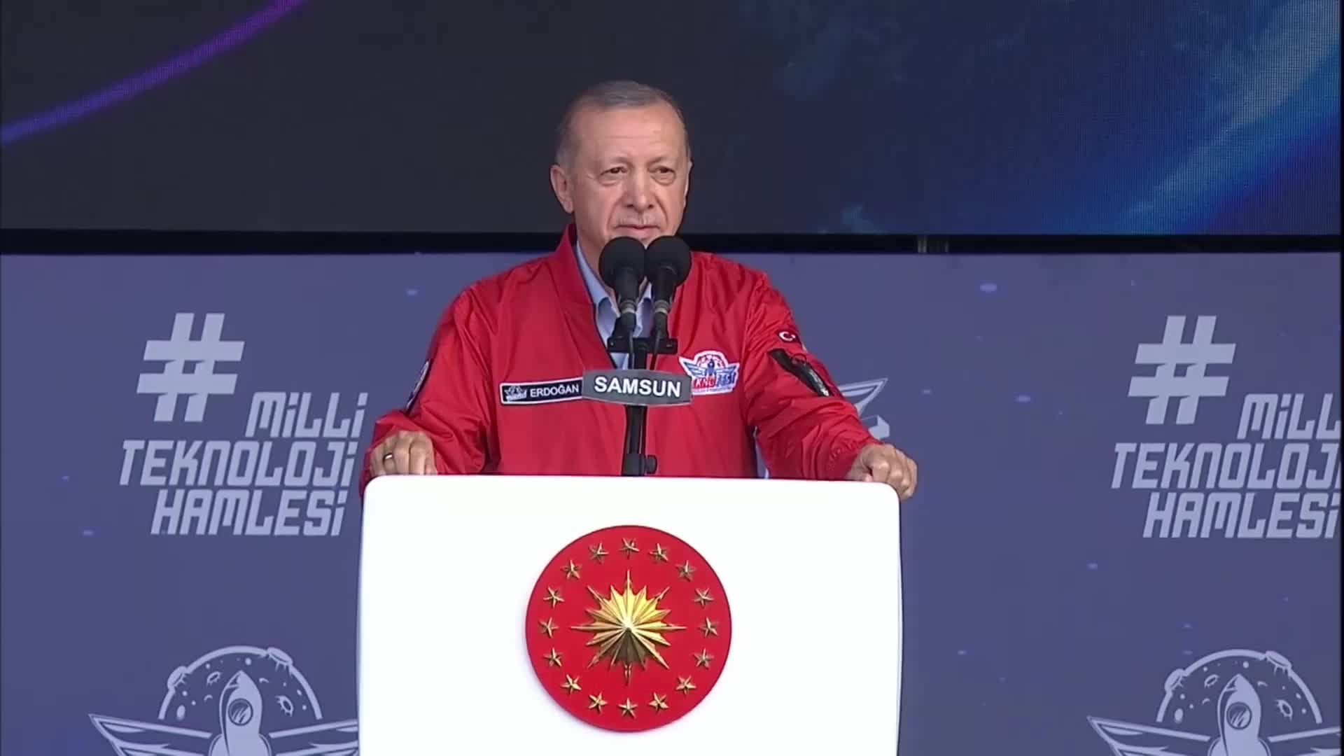 CUMHURBAŞKANI ERDOĞAN'DAN YUNANİSTAN'A: "İZMİR'İ UNUTMA. ADALARI İŞGAL ETMENİZ BİZİ BAĞLAMAZ"