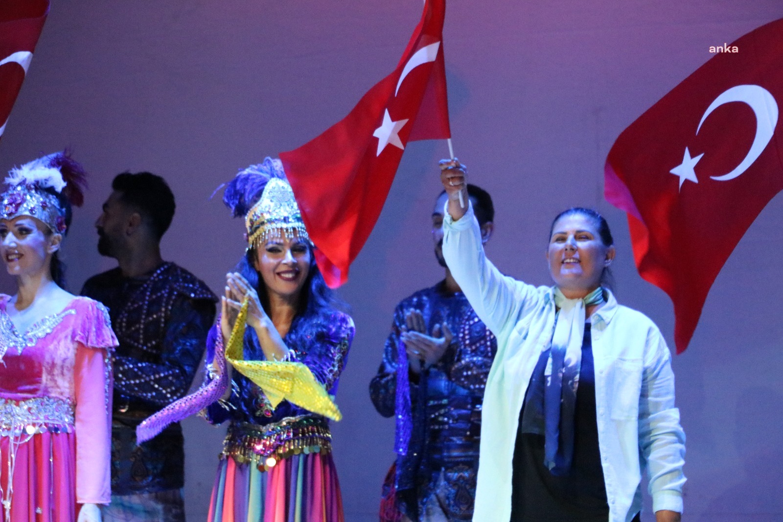 AYDIN BÜYÜKŞEHİR’İN ‘KURTULUŞ’ ETKİNLİĞİNDE ‘ANADOLU ATEŞİ’ RÜZGARI